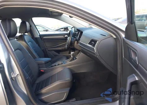 2024 Volkswagen Jetta 1.5T Se from USA, damaged, VIN 3VWEM7BU0RM015365